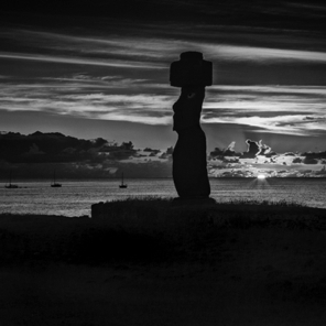 Moai Sunset - Moai Kona Ngogoro